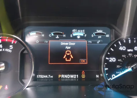 2018 Ford F-250 Lariat z USA, uszkodzony, nr VIN 1FT7W2BT6JEB18283